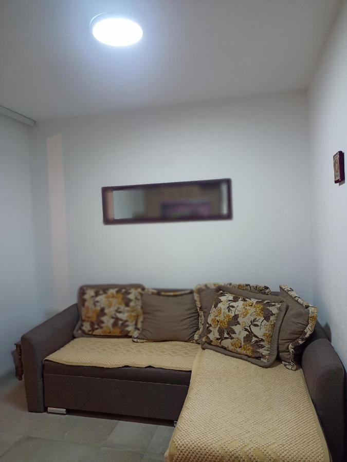 Anika Hotel Sutomore Buitenkant foto