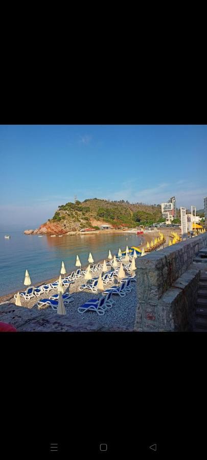 Anika Hotel Sutomore Buitenkant foto